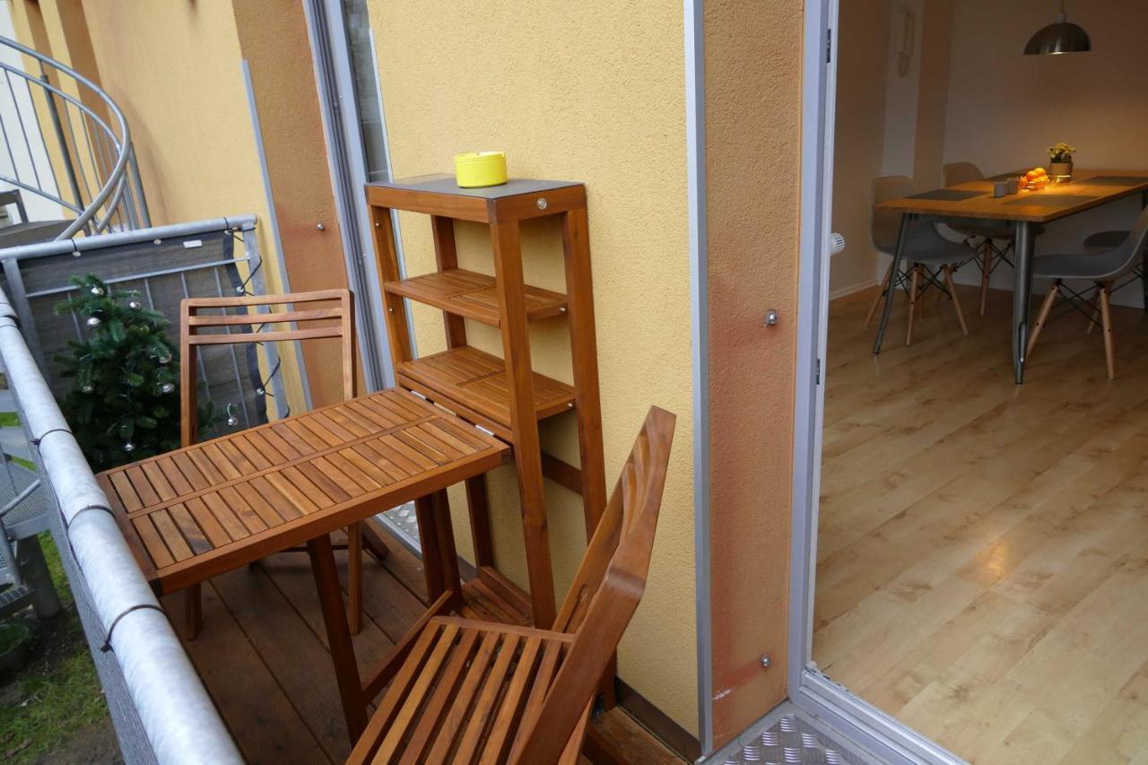 Stilvolle Ferienwohnung Am Stadthafen Schwerin Schwerin  Exterior photo